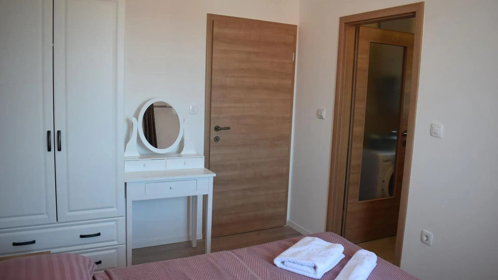 Apartments Kamelija Punat 0*,