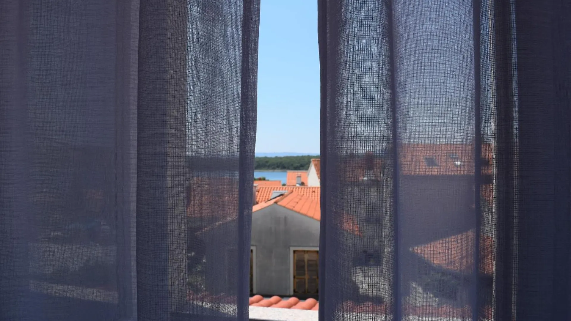 Apartments Kamelija Punat